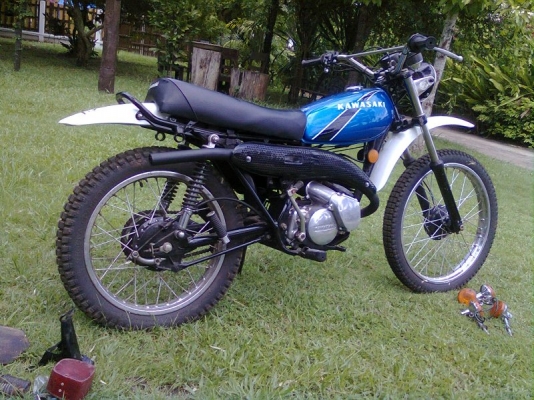 ขายkawasaki ke125สวยๆสีใหม่อะไหล่แท้ทั้งคันทะเบียนโอน38,000
