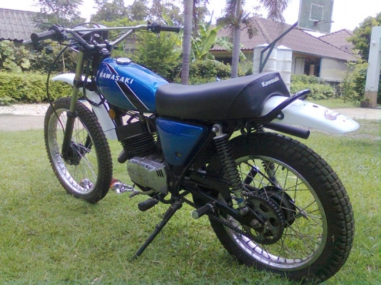 ขายkawasaki ke125สวยๆสีใหม่อะไหล่แท้ทั้งคันทะเบียนโอน38,000