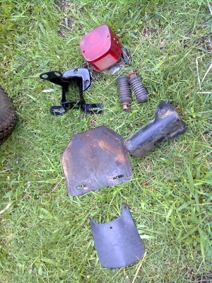 ขายkawasaki ke125สวยๆสีใหม่อะไหล่แท้ทั้งคันทะเบียนโอน38,000