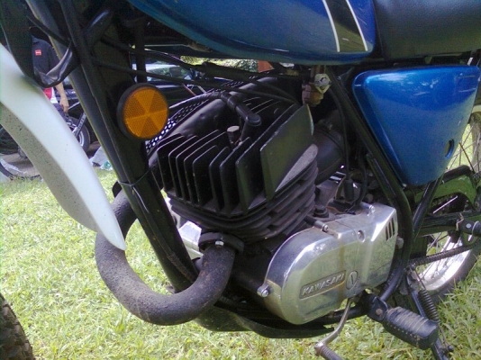 ขายkawasaki ke125สวยๆสีใหม่อะไหล่แท้ทั้งคันทะเบียนโอน38,000