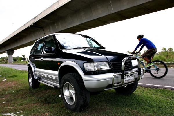 Kia 4wd SUVขนาดกลาง