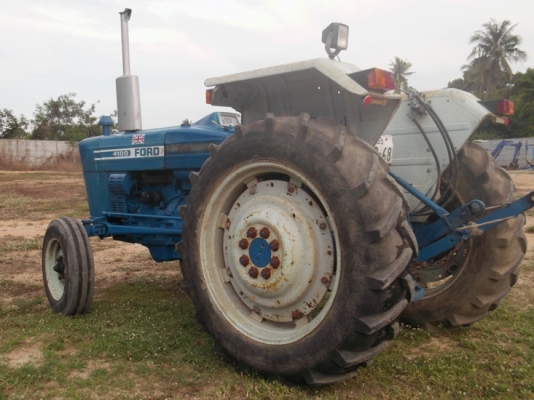 ขาย รถไถFord 4100