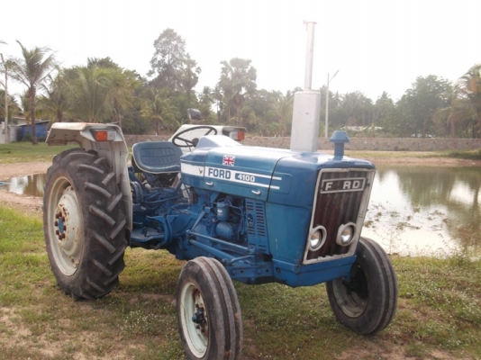 ขาย รถไถFord 4100