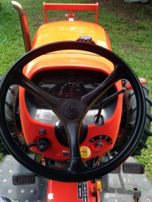 รถไถคูโบต้า รุ่นL3608 4WD 36 แรงม้า 2เพลา สภาพดีพร้อมใข้งาน มีดันหน้า โรตารี่ เครื่องดี ยางดี เกียร์ดี ราคาคุยกันได้ครับ