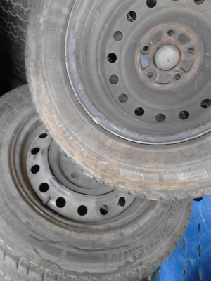 กะทะล้อ 5 รู ขอบ15 รถกระบะ พร้อมยาง MICHELIN 205/70R15 มีครบชุด 4 ล้อ TEL.081-427-3941 กะทะล้อ 5 รู ขอบ15 รถกระบะ พร้อมยาง MICHELIN 205/70R15 มีครบชุด 4 ล้อ TEL.081-427-3941