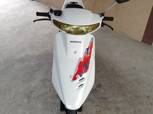 ขาย!!! ฮอนด้าดีโอ้ZX50cc สต๊าทมือและเท้า สภาพสวย รถเครื่องดีคับ มีกล่องใหญ่เก็บของใต้เบาะคับ ขับขี่ดี