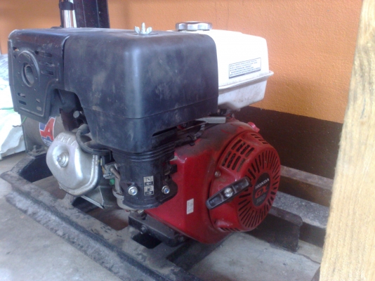 ต้องการขายเครื่องปั่นไฟ Honda GX390 แท้