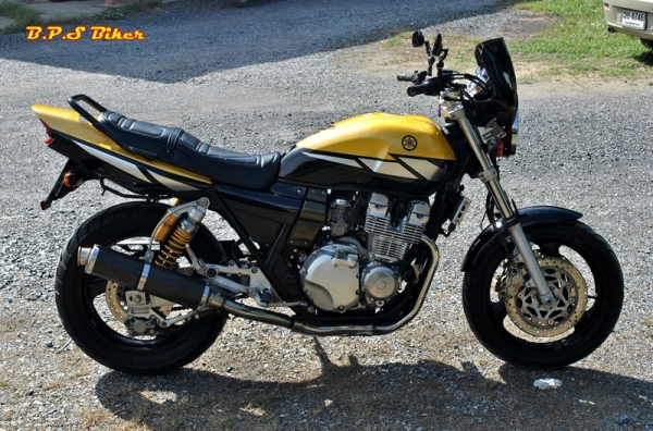 XJR400cc. ปี1999 ทะเบียน โอนได้ต่อภาษีได้ มีข้อมูลในขนส่ง