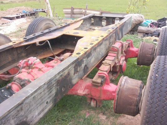 ขายเทเลอร์รถเกี่ยวข้าว ขายเทเลอร์รถเกี่ยวข้าว