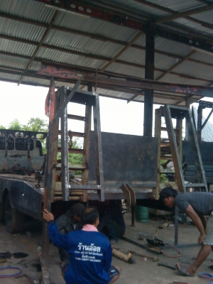 ขายเทเลอร์รถเกี่ยวข้าว ขายเทเลอร์รถเกี่ยวข้าว