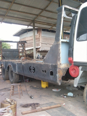 ขายเทเลอร์รถเกี่ยวข้าว ขายเทเลอร์รถเกี่ยวข้าว