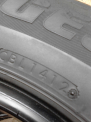 205/70R15 BRIDGESTONE DURAVIS R611 TEL.081-427-3941 205/70R15 BRIDGESTONE DURAVIS R611 TEL.081-427-3941