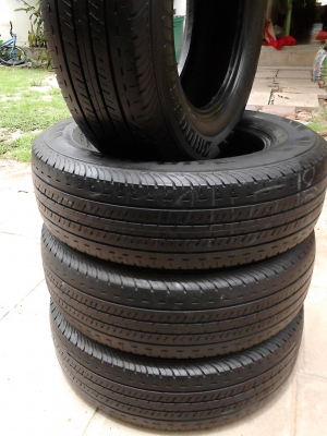 205/70R15 BRIDGESTONE DURAVIS R611 TEL.081-427-3941 205/70R15 BRIDGESTONE DURAVIS R611 TEL.081-427-3941