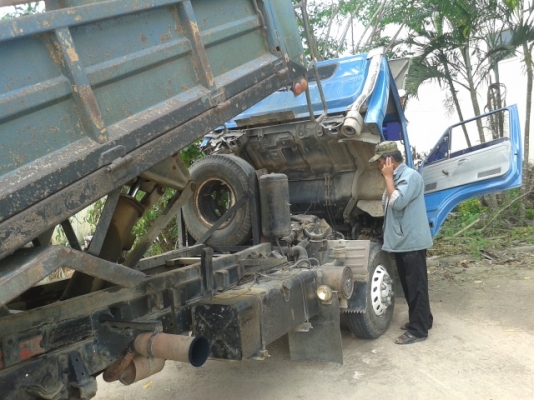 (ขายแล้วค่ะ.ไปภาคอีสาร )หกล้อดั้มอีซูสุ 115  แท้  เสี่ยสั่งลุย  (รถสวยเจ้าของจอดในโรงตลอด) พร้อมใช้ เล่มพร้อม..โอน