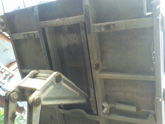 (ขายแล้วค่ะ.ไปภาคอีสาร )หกล้อดั้มอีซูสุ 115  แท้  เสี่ยสั่งลุย  (รถสวยเจ้าของจอดในโรงตลอด) พร้อมใช้ เล่มพร้อม..โอน