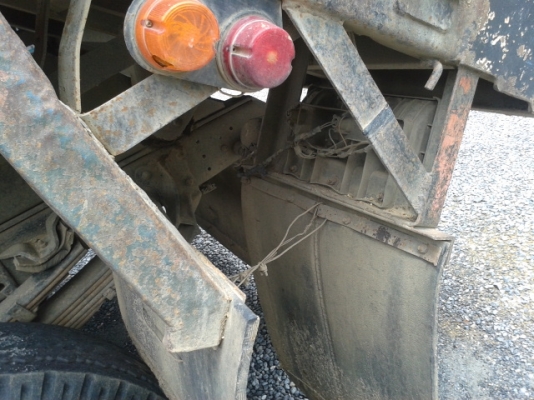 (ขายแล้วค่ะ.ไปภาคอีสาร )หกล้อดั้มอีซูสุ 115  แท้  เสี่ยสั่งลุย  (รถสวยเจ้าของจอดในโรงตลอด) พร้อมใช้ เล่มพร้อม..โอน