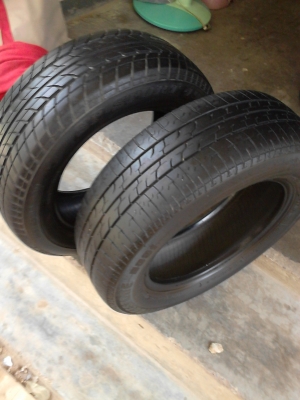 185/65R14 BRIDGESTONE และ DUNLOP สภาพสวย มี 2 เส้น TEL.081-427-3941 185/65R14 BRIDGESTONE และ DUNLOP สภาพสวย มี 2 เส้น TEL.081-427-3941