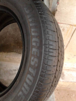 185/65R14 BRIDGESTONE และ DUNLOP สภาพสวย มี 2 เส้น TEL.081-427-3941 185/65R14 BRIDGESTONE และ DUNLOP สภาพสวย มี 2 เส้น TEL.081-427-3941