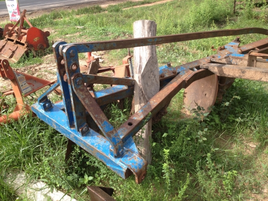 ขายผานบุกเบิก CMT ราคาถูก ครับ