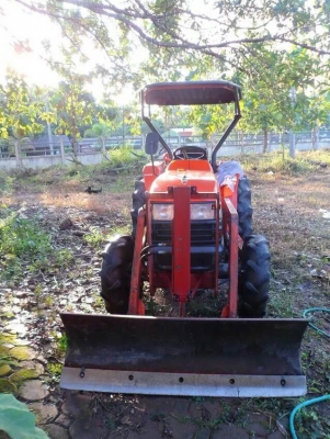 รถไถ KUBOTA L3408 โฟวีล รถสวย เลขชั่วโมง 2,000 ชั่วโมง มีทะเบียนครบ