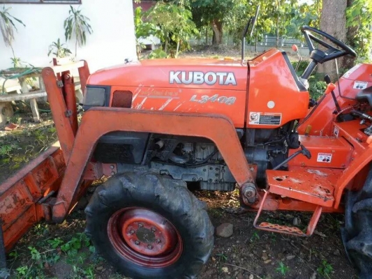 รถไถ KUBOTA L3408 โฟวีล รถสวย เลขชั่วโมง 2,000 ชั่วโมง มีทะเบียนครบ
