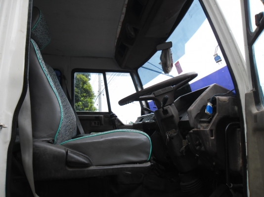 ขายด่วน 10 ล้อ โทร 087-1838064 ครับ