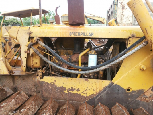 ขายรถแทรกเตอร์D4สภาพดีพร้อมใช้งาน