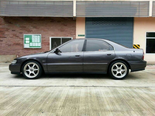 ขายACCORD CD5 ตัวประกอบนอก SUNROOF เครื่องVTEC ติดLPG ล้อแท้VOLK ดิส4ล้อ เบาะไฟฟ้า รถสวย สีสวยมี