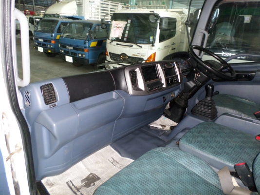 ขาย 6 ล้อ ฮีโน่ ดัมพ์ 175 แรง ยาว 4 ม. ปี 2008 สภาพสวยเดิมเครื่องดี พร้อมใช้งาน ชมก่อนได้ครับ สนใจติดต่อ 081-9425443