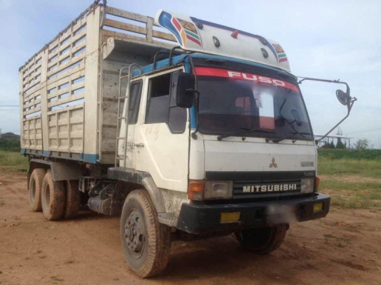 รถมิตซู 10 ล้อดั้ม FN527M - TF  ( ซีเรี้ยน 5,000 กว่า. )  / 220 แรงม้า.  สนใจติดต่อ  081 - 6079515