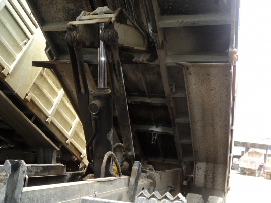 ขายดาว รถสิบล้อ ISUZU DECA