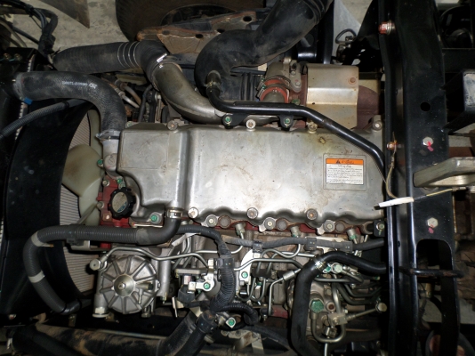 ขาย 6 ล้อ ฮีโน่ ดัมพ์ 175 แรง ยาว 4 ม. ปี 2011 สภาพสวยเดิมเครื่องดี พร้อมใช้งาน ชมก่อนได้ครับ สนใจติดต่อ 081-9425443