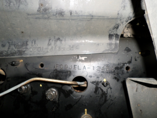 ขาย 6 ล้อ ฮีโน่ ดัมพ์ 175 แรง ยาว 4 ม. ปี 2011 สภาพสวยเดิมเครื่องดี พร้อมใช้งาน ชมก่อนได้ครับ สนใจติดต่อ 081-9425443