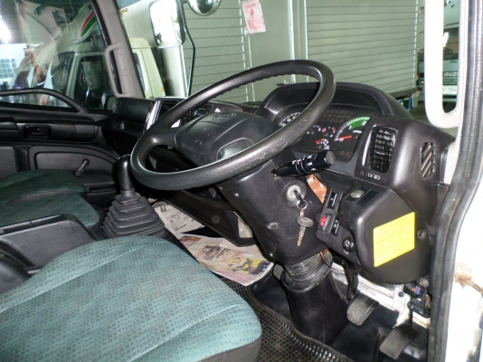 ขาย 6 ล้อ ฮีโน่ ดัมพ์ 175 แรง ยาว 4 ม. ปี 2011 สภาพสวยเดิมเครื่องดี พร้อมใช้งาน ชมก่อนได้ครับ สนใจติดต่อ 081-9425443