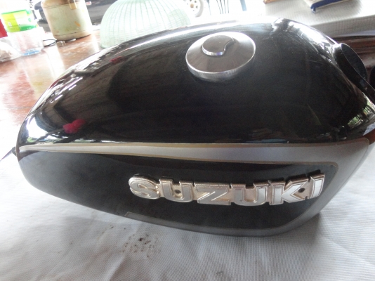 ขอบคุณพ.เสือ ถังน้ำมัน  SUZUKI K-125 M.3 สนใจโทร.081-005-8785