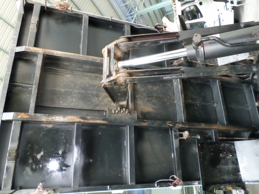 ขาย 6 ล้อ ฮีโน่ ดัมพ์ 175 แรง ยาว 4 ม. ปี 2012 สภาพสวยเดิมเครื่องดี พร้อมใช้งาน ชมก่อนได้ครับ สนใจติดต่อ 081-9425443