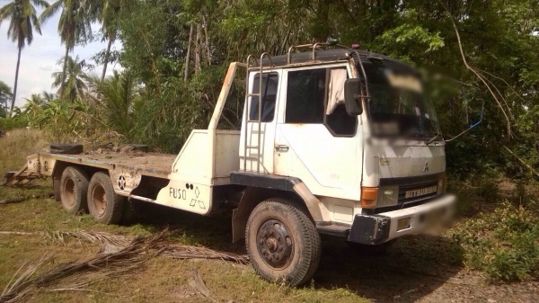 ขายรถบรรทุกสิบล้อเทเลอร์ Mitsubishi MA เครื่องเดิม 6d16 - 195 แรง 2 เพลา 6 เกียร์ตาราง เบรคใหญ่ ทะเบียนพร้อม