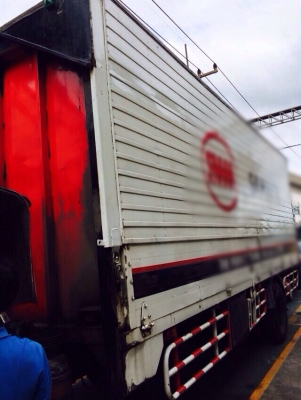 ขายรถบรรทุกหกล้อตู้แห้ง HINO F17 เครื่อง EH700 เดิมๆ ตู้แห้งยาว 7.20 เมตร ทะเบียนพร้อม