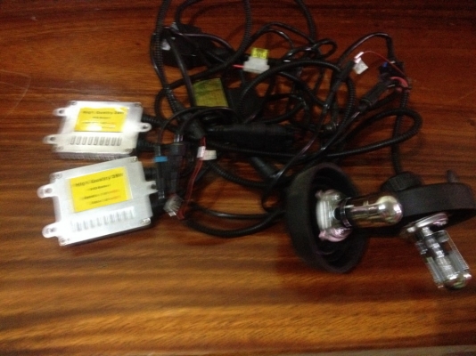 สปอร์ตไลท์ PIAAของญี่ปุ่นเเท้เลนเป็นกระจกสภาพสวย