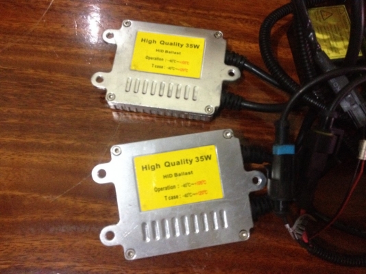 สปอร์ตไลท์ PIAAของญี่ปุ่นเเท้เลนเป็นกระจกสภาพสวย