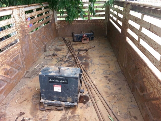 ขายกะบะสามมิตร ครบชุด สนใจติดต่อได้ที่ 085-3635720