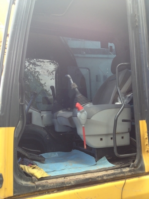 ขาย!!!KOMATSU PC200-7 ไมล์13,XXXชม.เอกสารใบแจ้งจำหน่ายค่ะ