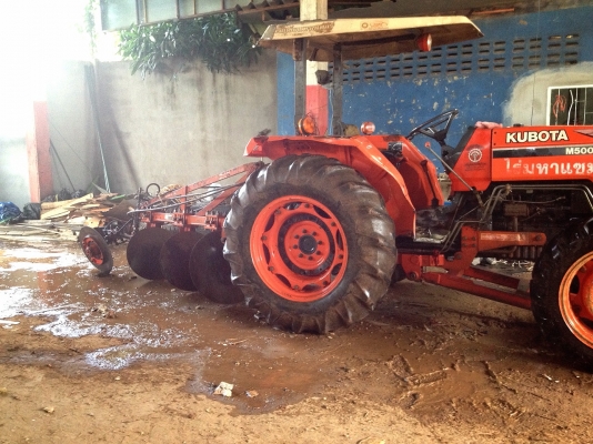 รถไถ KOBOTA M5000SU ใช้งานดี, รถแรง, เครื่องดี, รถพร้อมใช้งาน เอกสารเล่มทะเบียน เจ้าของขายเอง ต่อรองได้