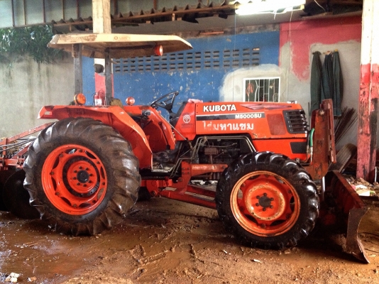รถไถ KOBOTA M5000SU ใช้งานดี, รถแรง, เครื่องดี, รถพร้อมใช้งาน เอกสารเล่มทะเบียน เจ้าของขายเอง ต่อรองได้