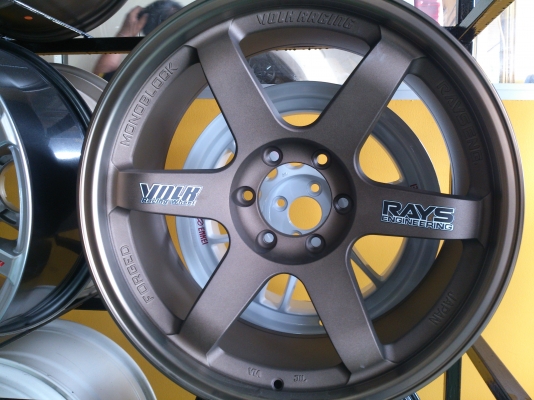 ขายแม็กใหม่ TE37 6รูขอบ20 พร้อมยางใหม่MIXXIS 265/50R20 ยางปี14 จำนวน 1 ชุด