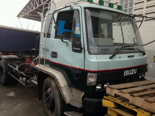 มาอีกแล้วครับ ของถูกๆ ขายเหมา 3 คัน 6 ล้อ หัวลาก น้ำมัน 1 คัน แก๊ส 2 คัน