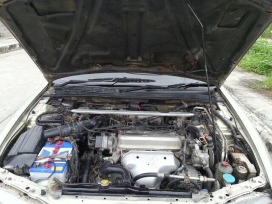 ฮอนด้า แอคคอร์ด ไฟท้ายคู่ พร้อมใช้ เกียร์ออโต้ LPG