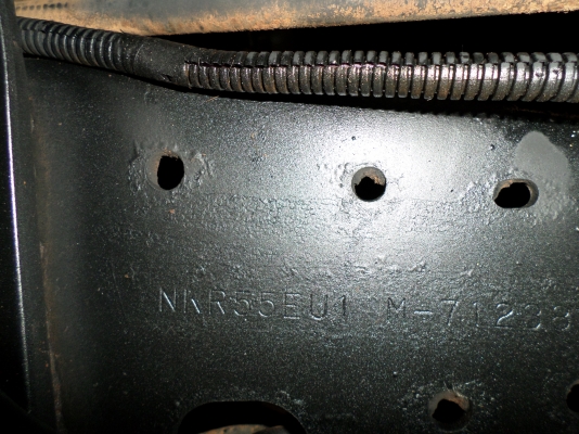 ขาย 4 ล้อ อีซูซุ 88 แรง ยาว 3 ม. ปี 1994 สภาพสวยเดิมเครื่องดี พร้อมใช้งาน ชมก่อนได้ครับ สนใจติดต่อ 081-9425443