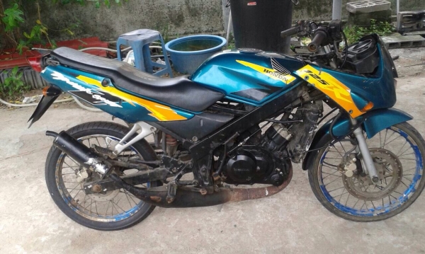 ขาย แยกอะไหล่ Honda LS125 T.0851713153