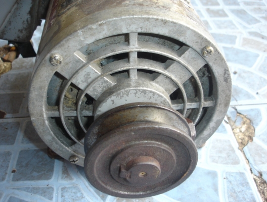 ขายมอเตอร์mitsubishi  1.5hp ไฟ 220v 1430 รอบ